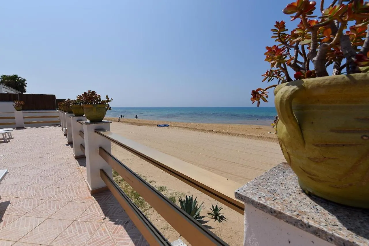 פורטו אמפדוקלה Le Sorelle Villa Sul Mare